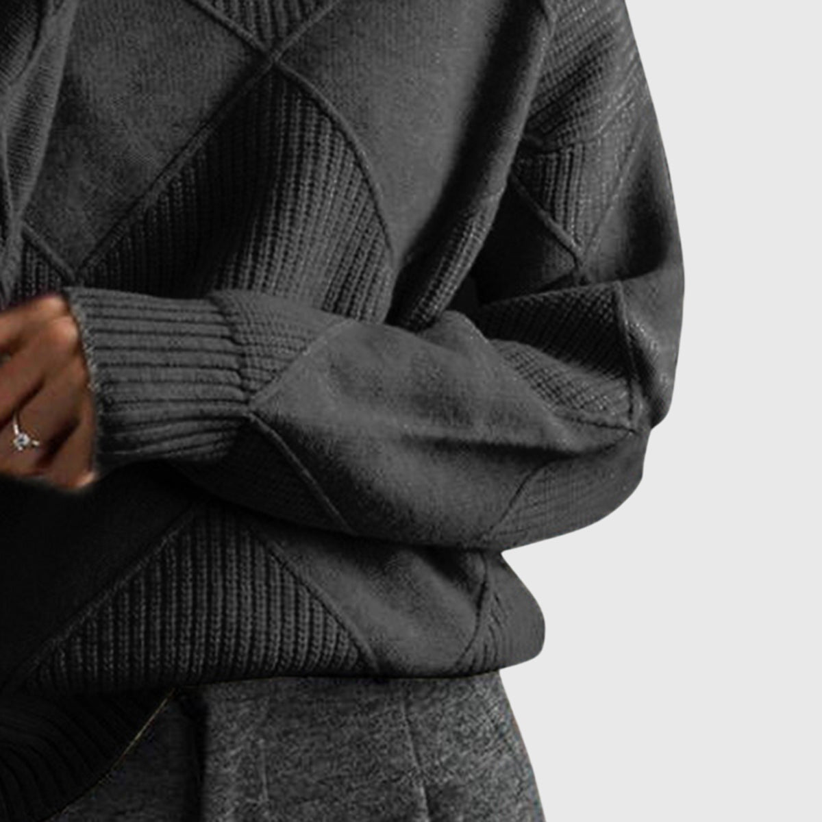 Vivara – Structured Turtleneck Knit
