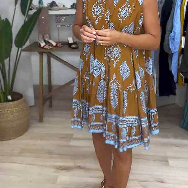 Anne | Elegant V-Neck Dress