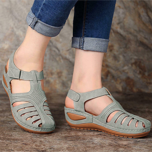 Leni – Comfort Sandals with Soft Elevation