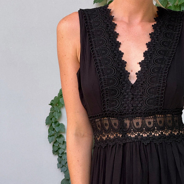 Aurélie™ | Elegant Lace Dress with V-Neck