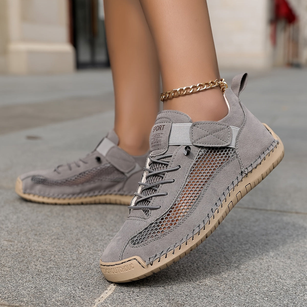 Mira – Summer comfort with breathable design