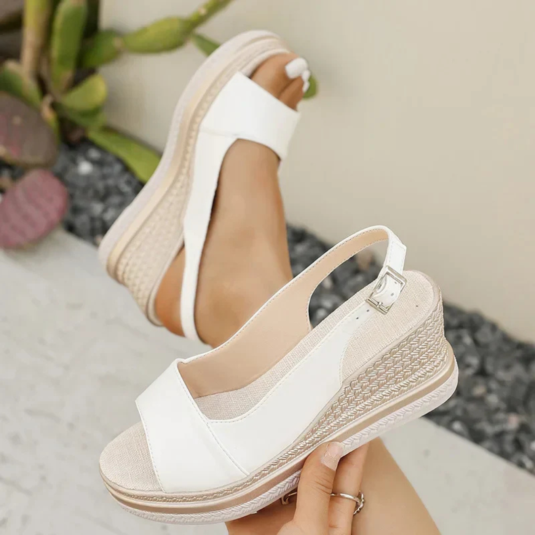 Denaya | Stylish Orthopedic Sandal