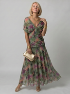 Ellis & Johnson™  | Flow Midi Dress