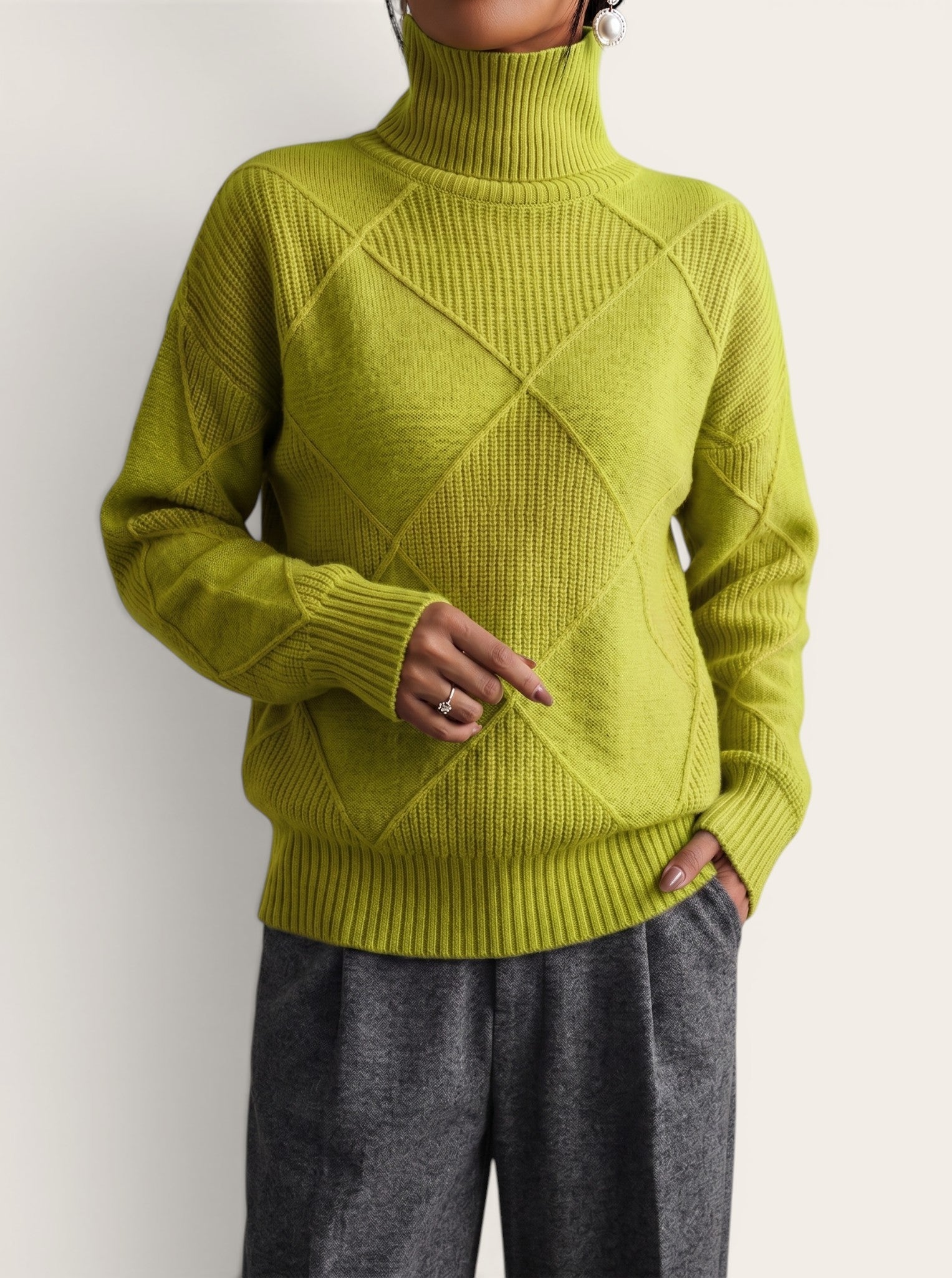 Vivara – Structured Turtleneck Knit