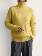 Vivara – Structured Turtleneck Knit