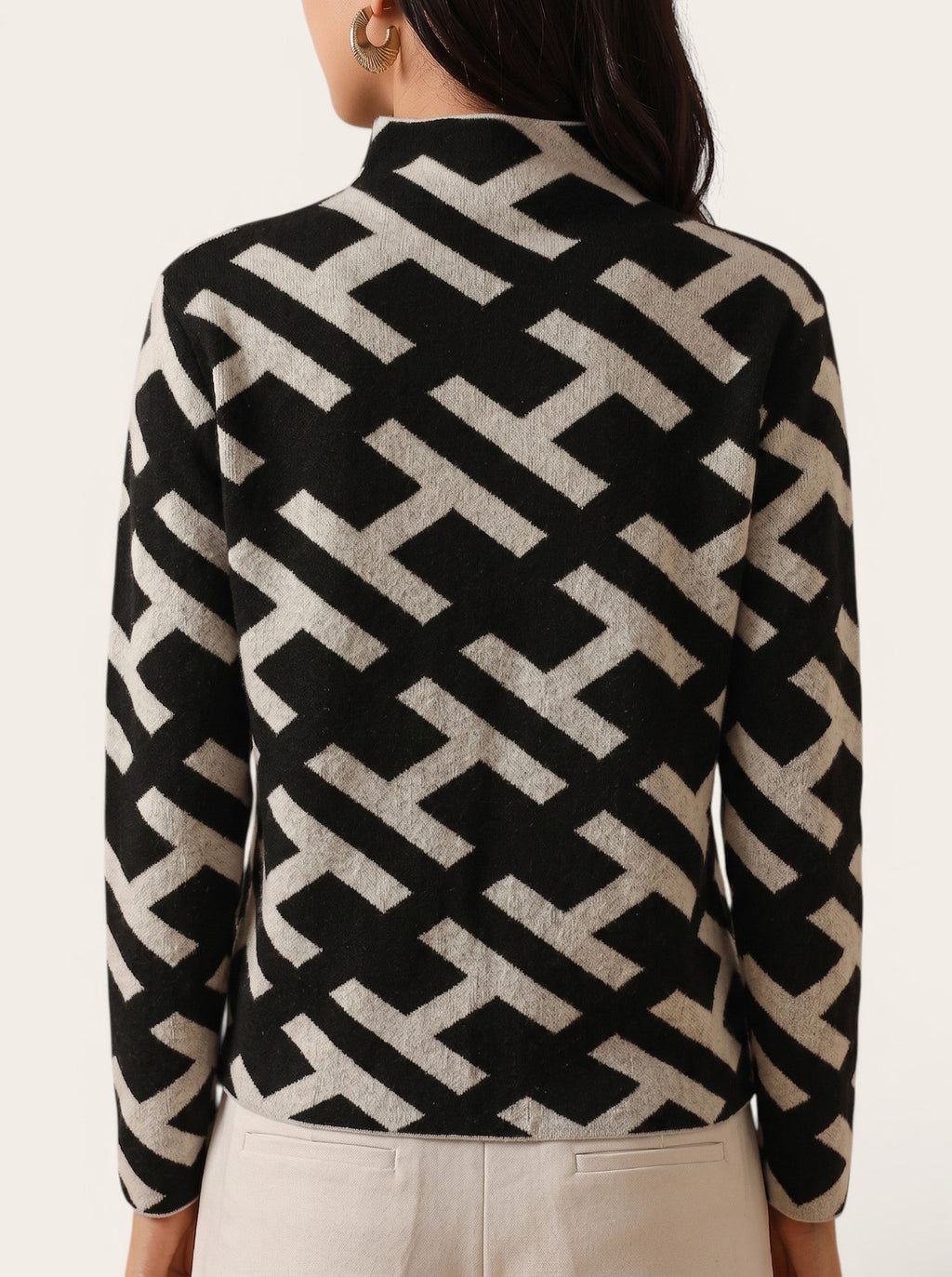 Elara – Geometric Elegance Sweater