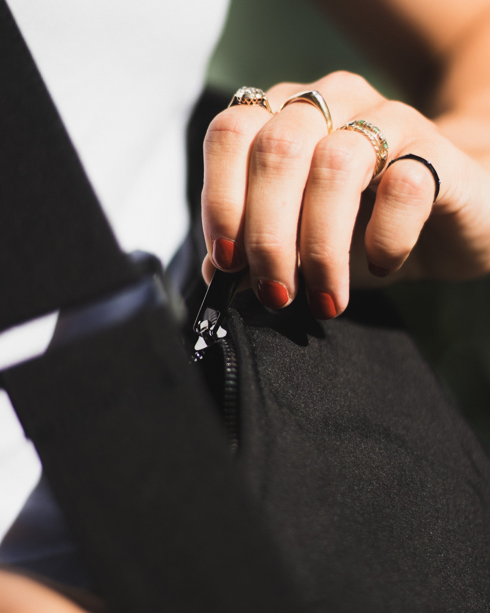 SIV | Black
