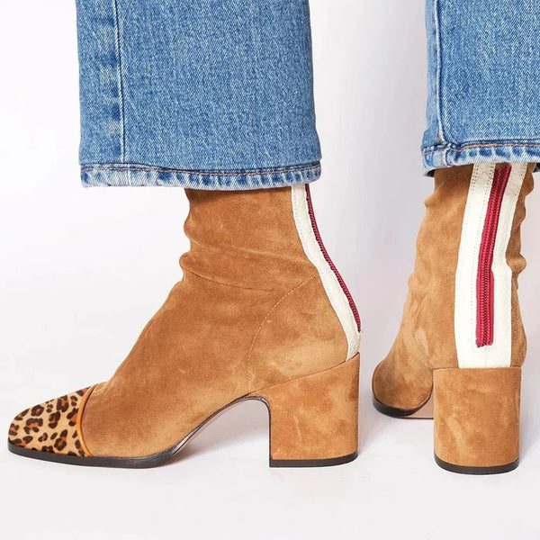 MID-HEEL ANKLE BOOT WITH PRINT