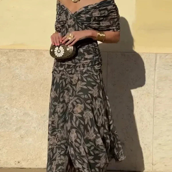 Hayden Laluna® | Elegant Dress With V-Neckline