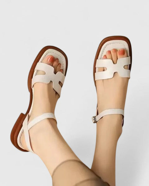 Deliane | Sophisticated Flat Sandals