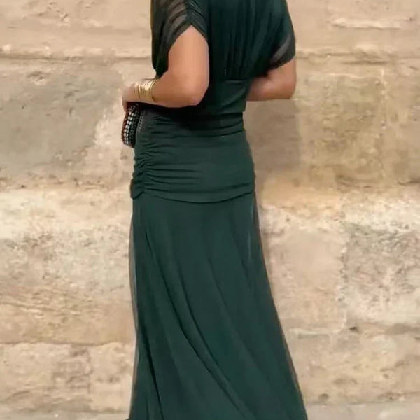 Hayden Laluna® | Elegant Dress With V-Neckline