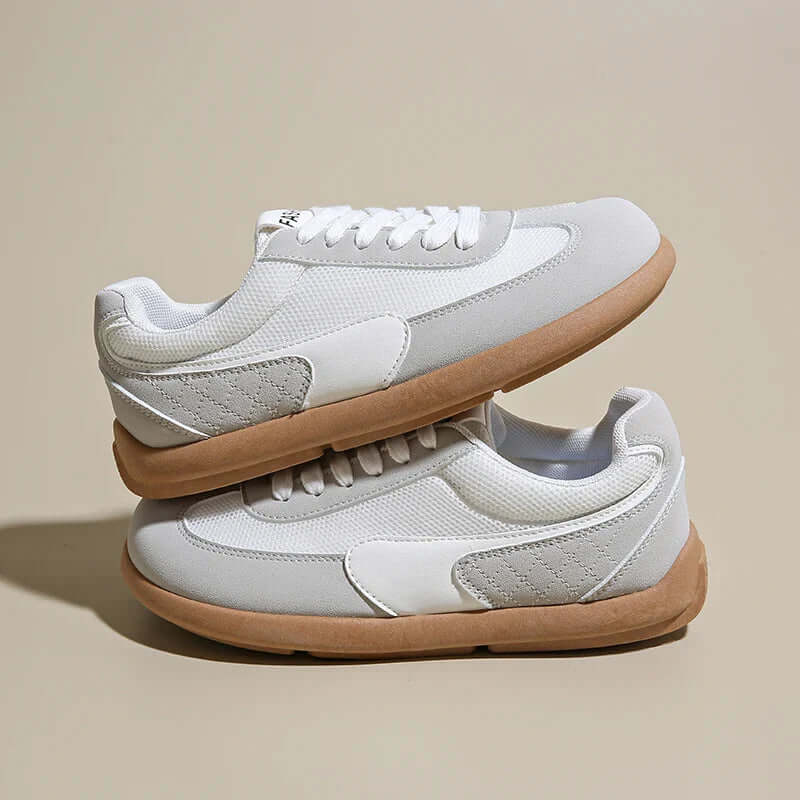Sarah - Shoes with a Wide Toe Box