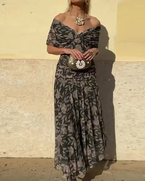Hayden Laluna® | Elegant Dress With V-Neckline