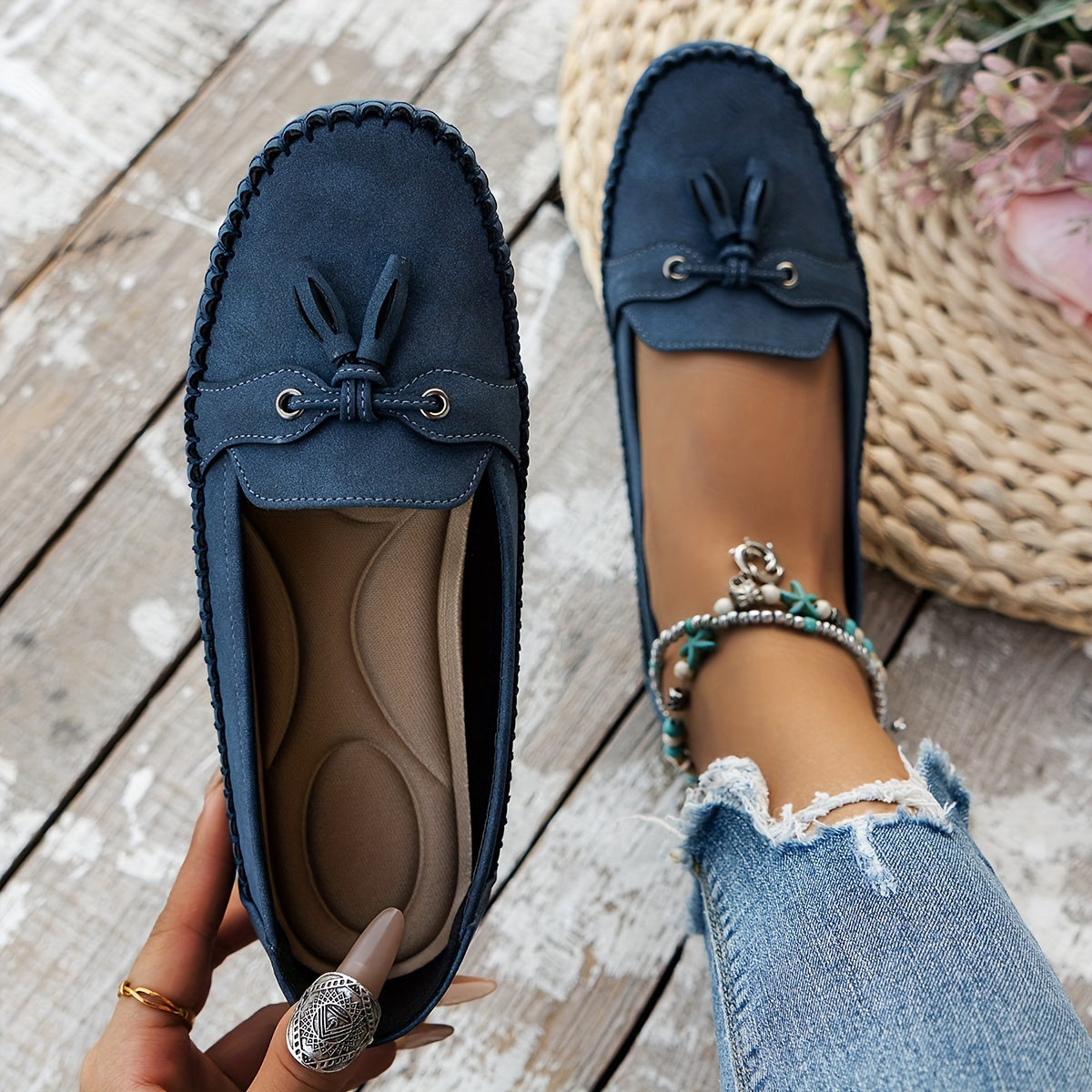 Nadine - Classic Loafers with Fringe Detail