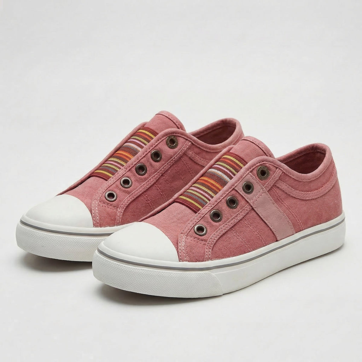 Hanna - Stylish Slip-On Sneakers